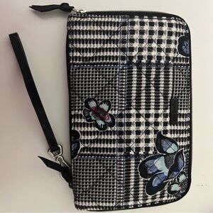 Vera Bradley Wristlet On the Go Black White Bedford Plaid